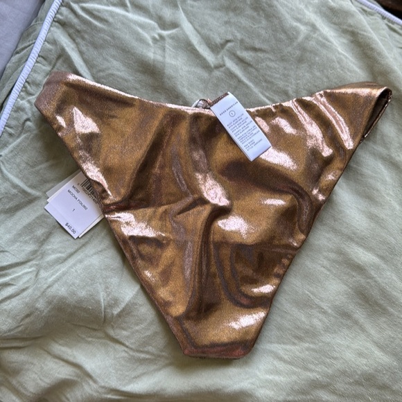 Good American Better Bikini Bottom in Mocha Foil - Picture 7 of 10